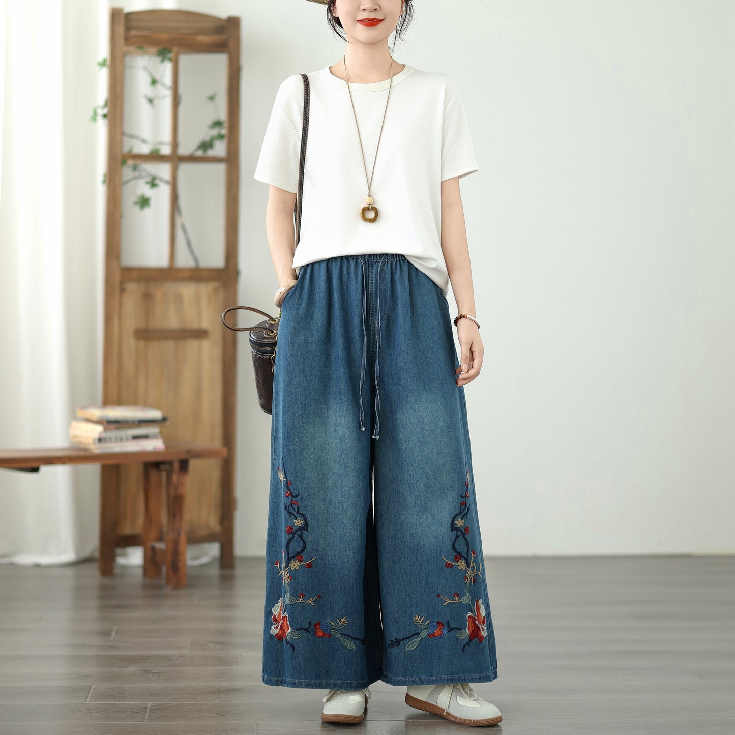 Women's Embroidery Wide Leg Denim Pants