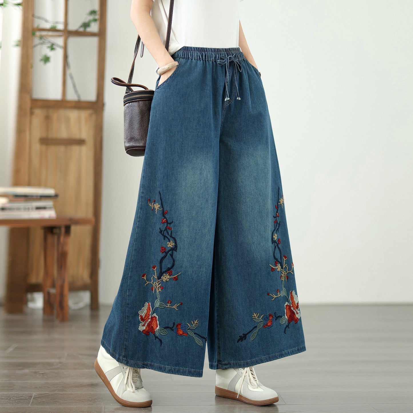Women's Embroidery Wide Leg Denim Pants