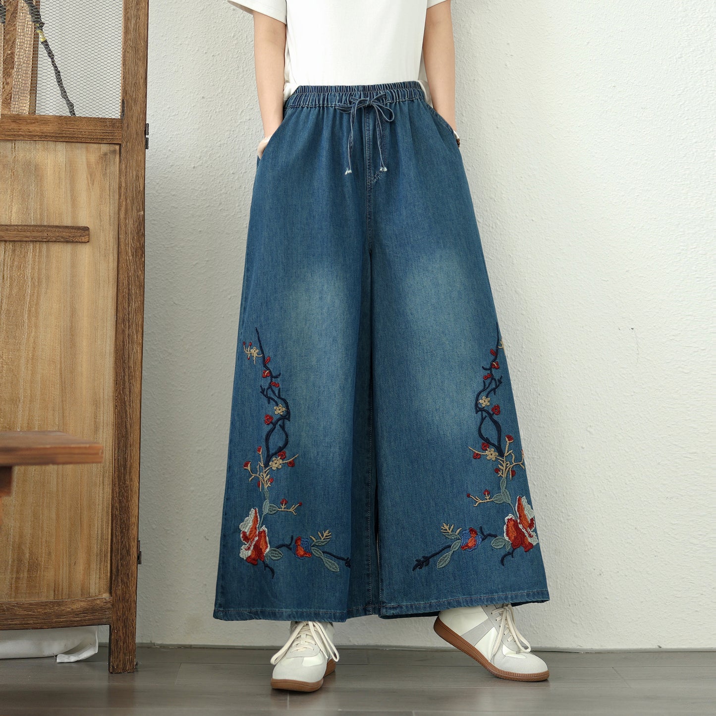 Women's Embroidery Wide Leg Denim Pants