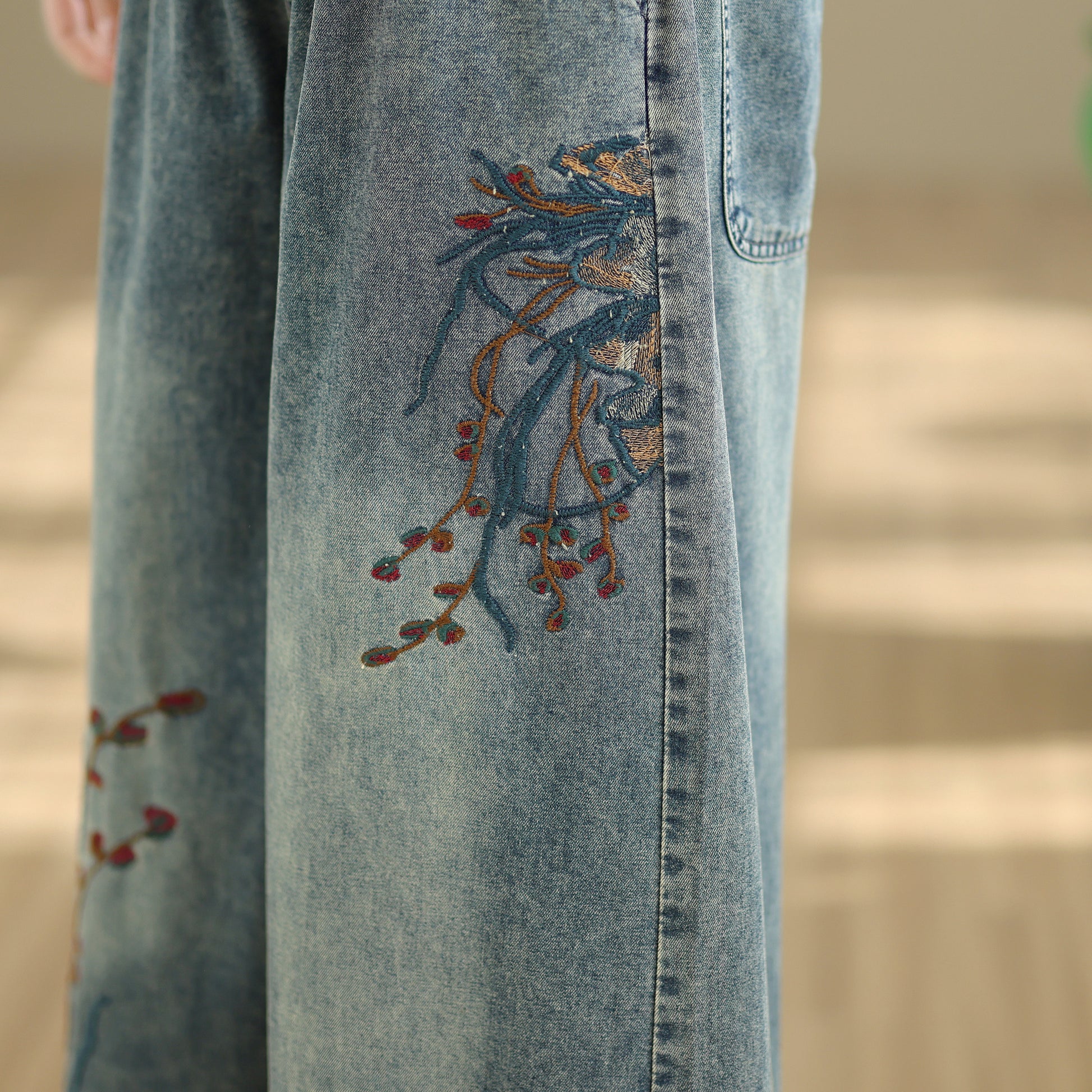 26-Women's Baggy Jeans Embroidery Wide Leg Denim - LAI MENG FIVE CATS