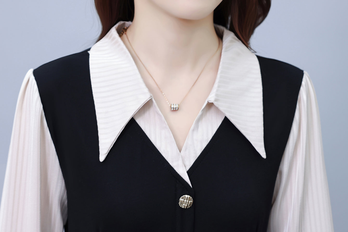 Women's V-Neck with Pockets Long Sleeve Black Dress