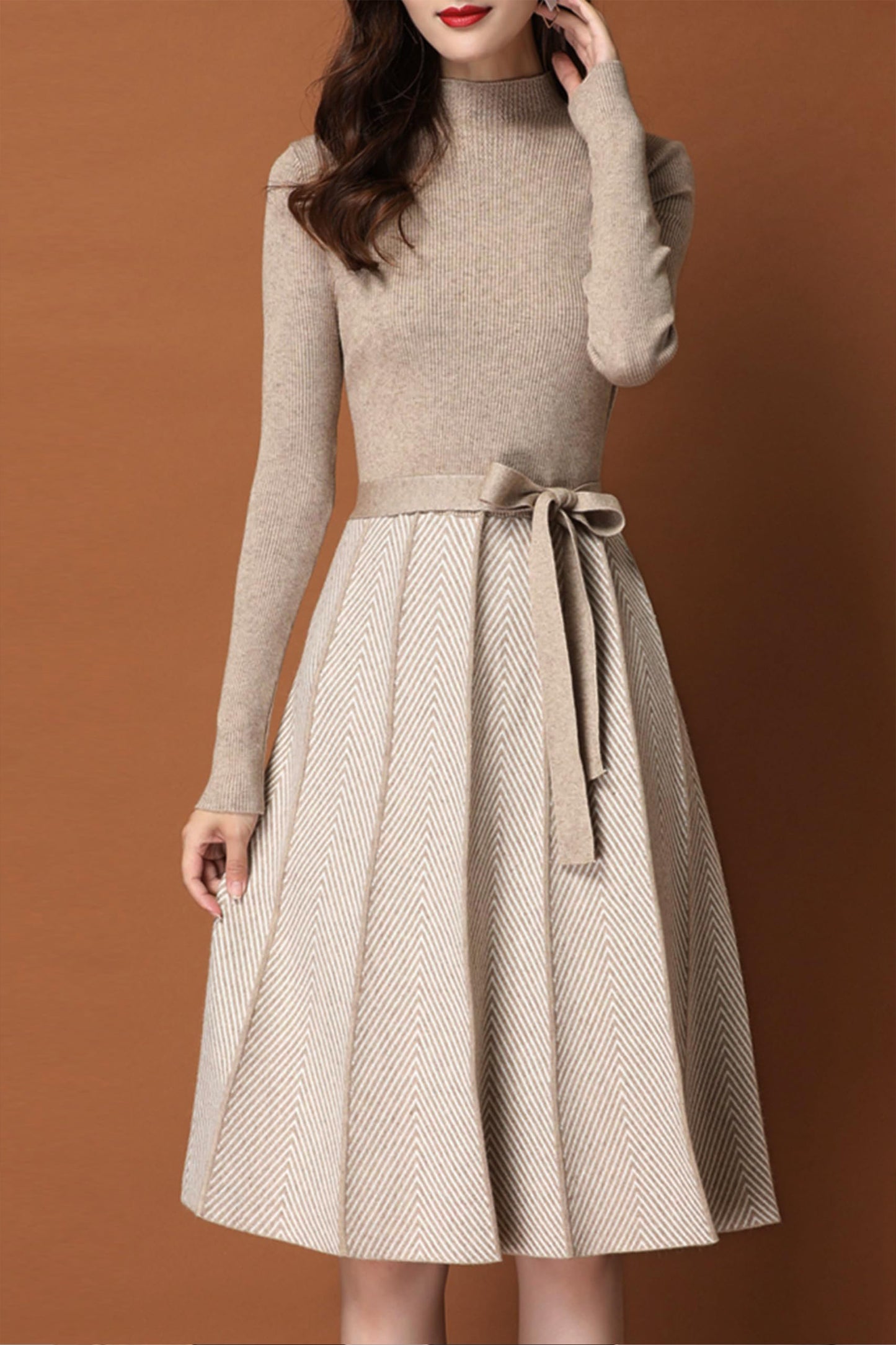 Elegant Knit Pullover Midi Dress