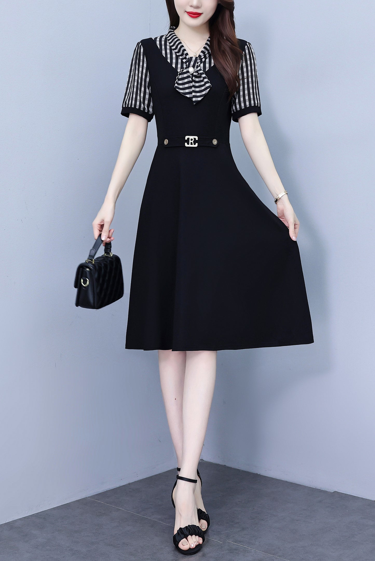 Women's Tie V-Neck Short Sleeve Pocket Midi Dress