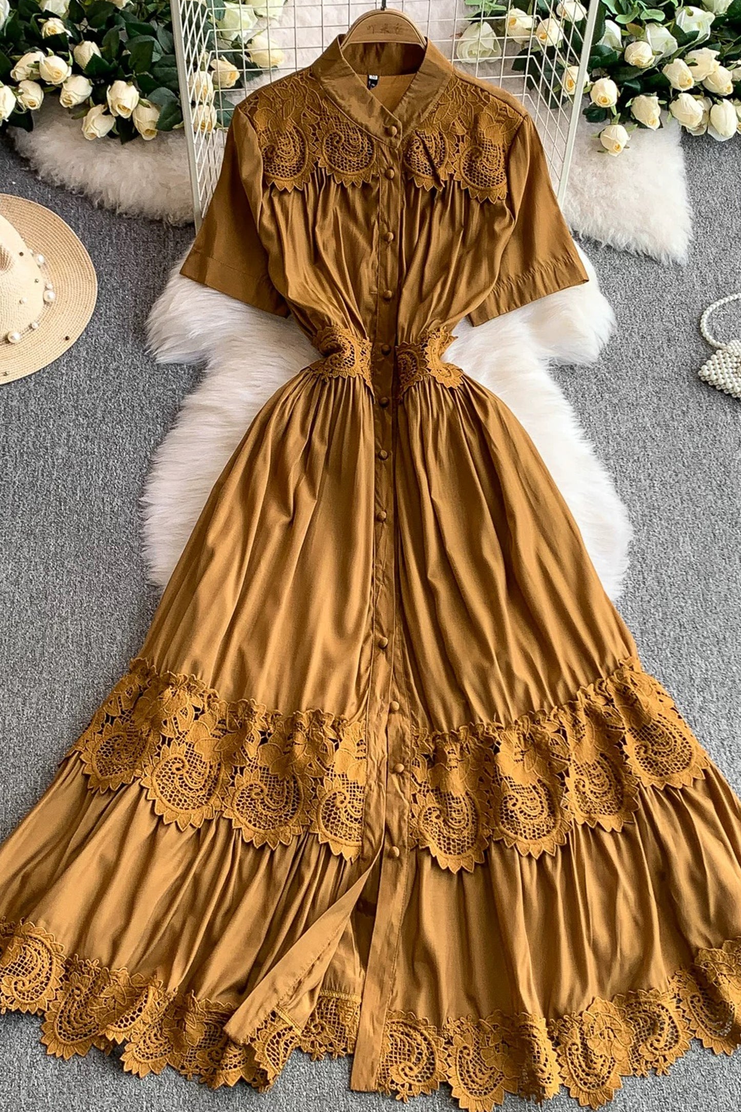 Women's Hollow-Out Lace Short Sleeve Pleats Maxi Dress