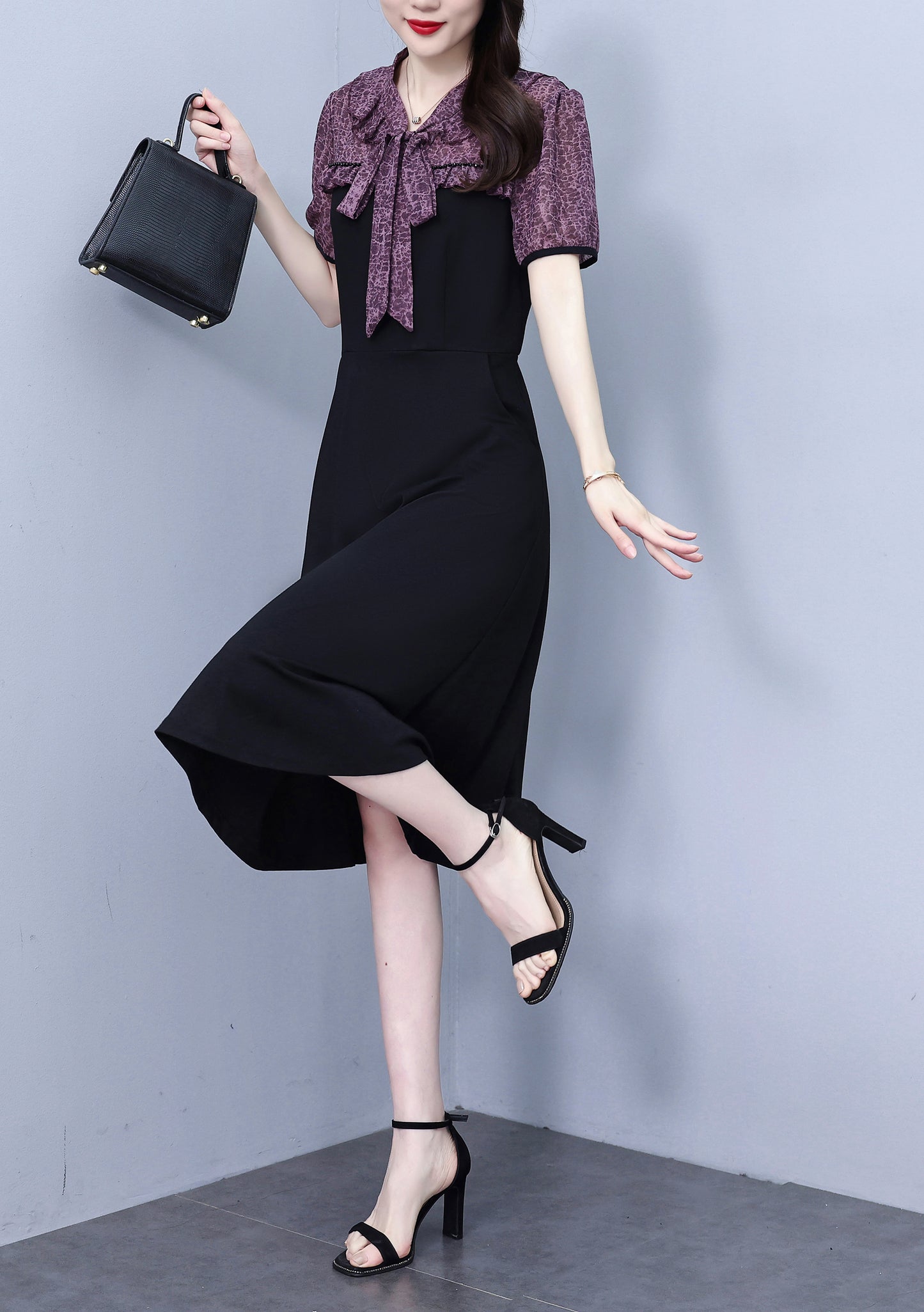 Women's Tie V-Neck Short Sleeve Pocket Midi Dress