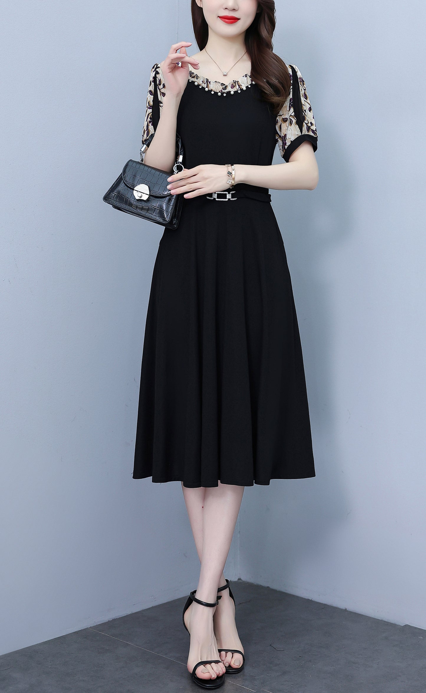 Women's Short Sleeve Pocket A-line Stretch Midi Dress