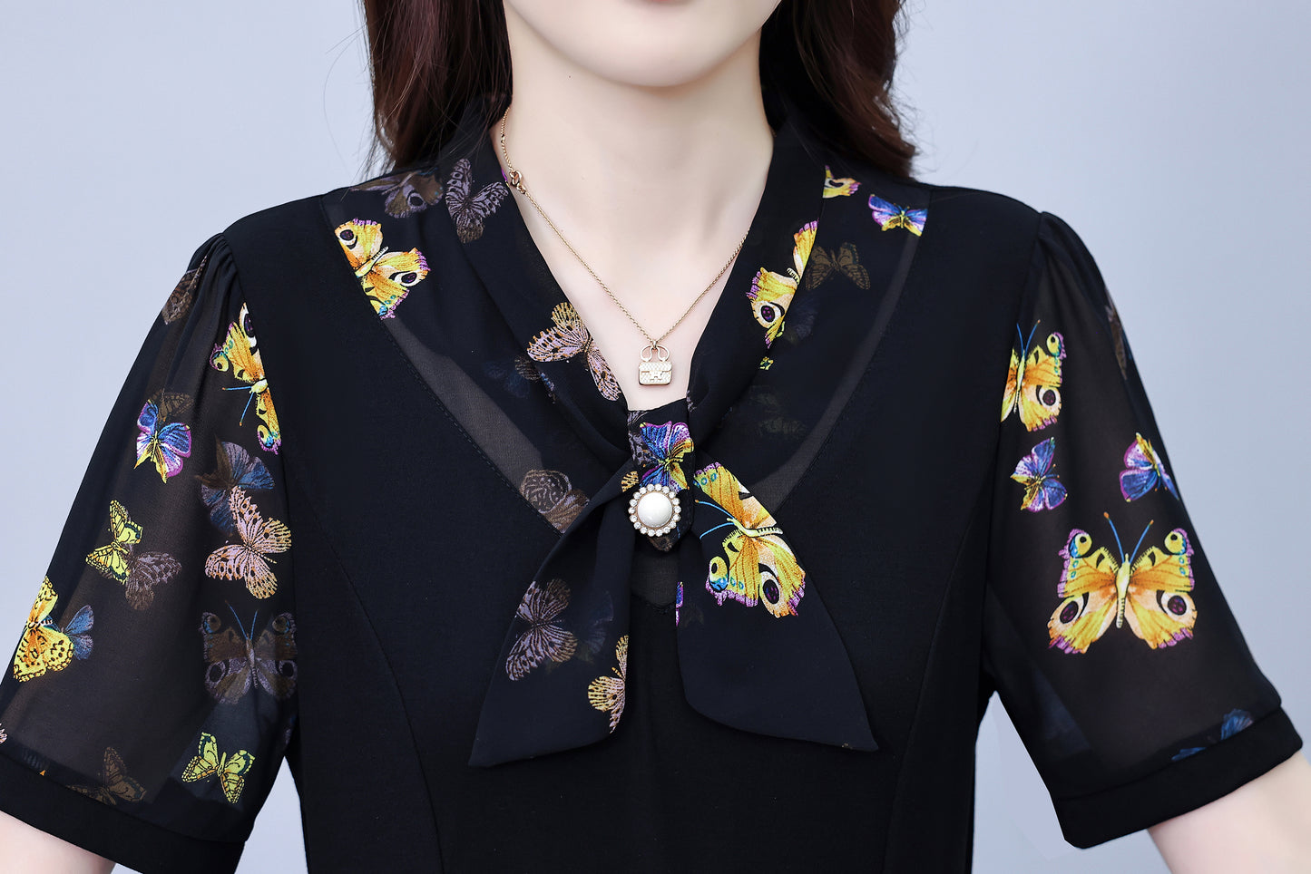 Women's Tie V-Neck Short Sleeve Pocket Midi Dress