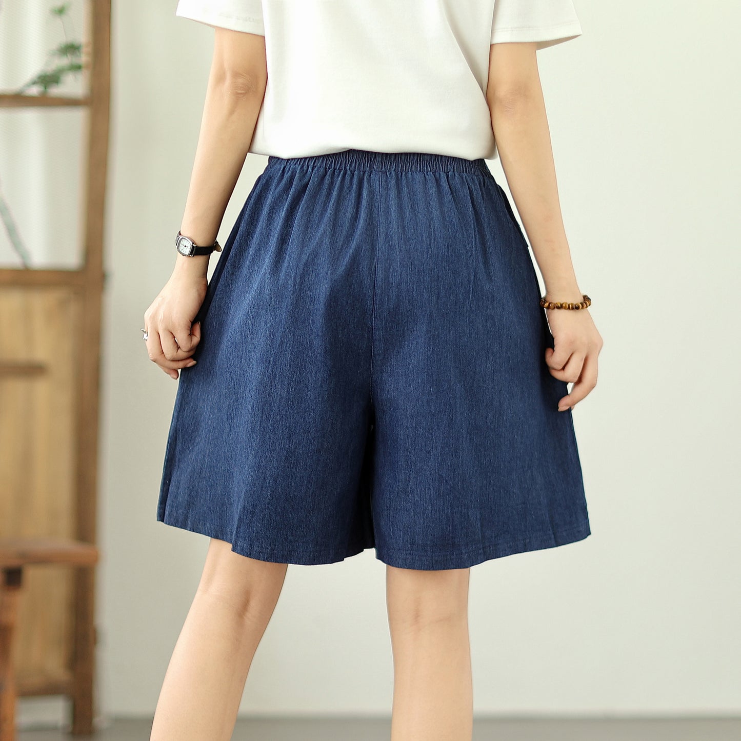 Women's Loose Jeans Elastic Waist Short Pants
