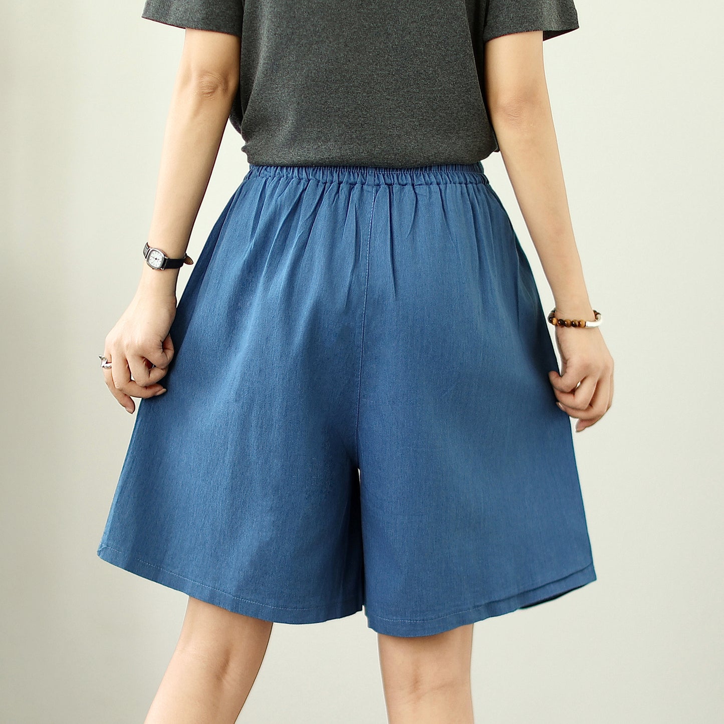Women's Loose Jeans Elastic Waist Short Pants