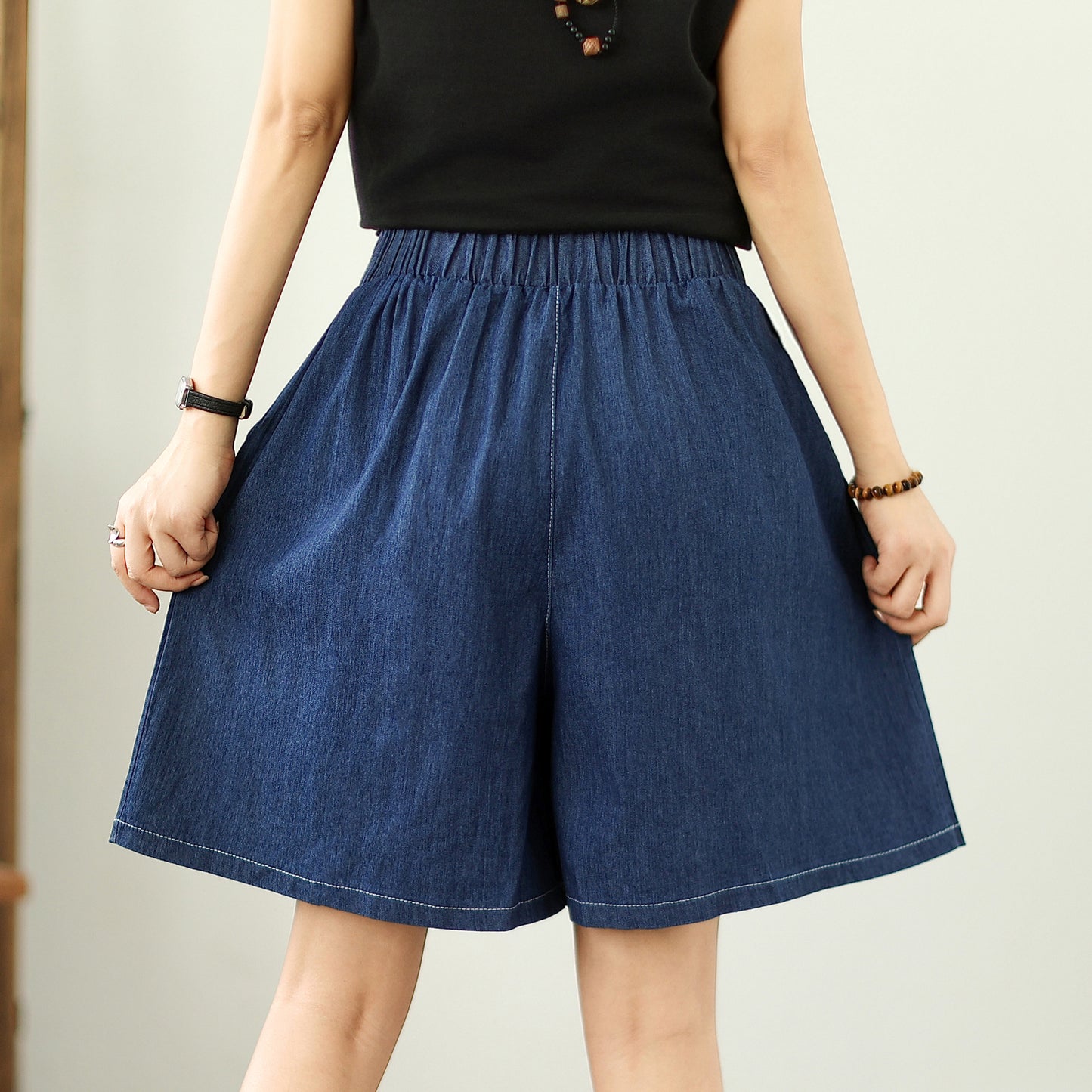 Women's Loose Jeans Elastic Waist Short Pants
