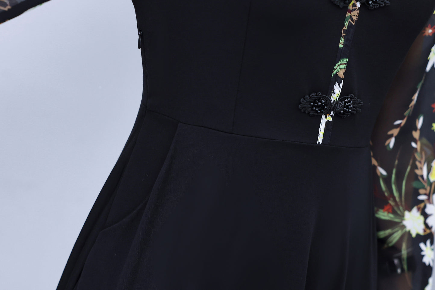 Women's V-Neck Long Sleeve with Pockets Black Dress - LAI MENG FIVE CATS