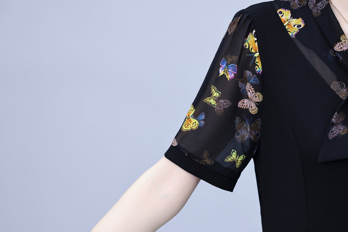 Women's Tie V-Neck Short Sleeve Pocket Midi Dress