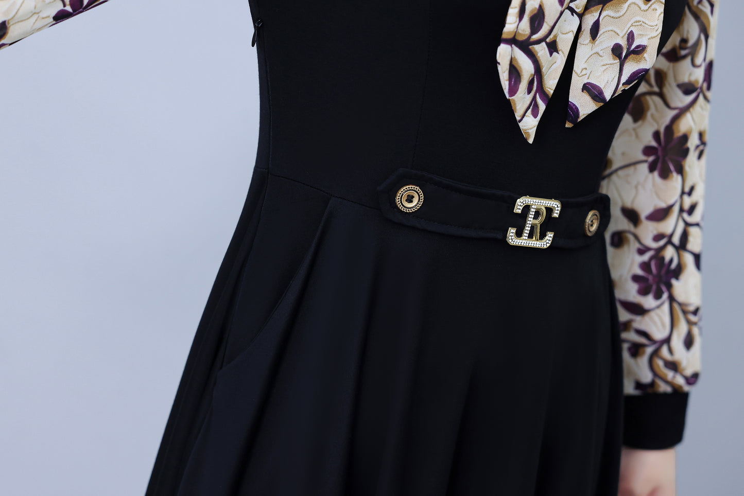 Women's V-Neck Long Sleeve Patchwork Black Dress