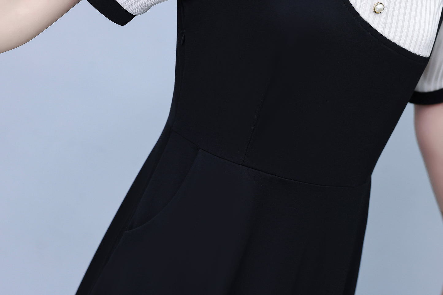 Women's Peter Pan Collar Short Sleeve Pocket Midi Dress - LAI MENG FIVE CATS
