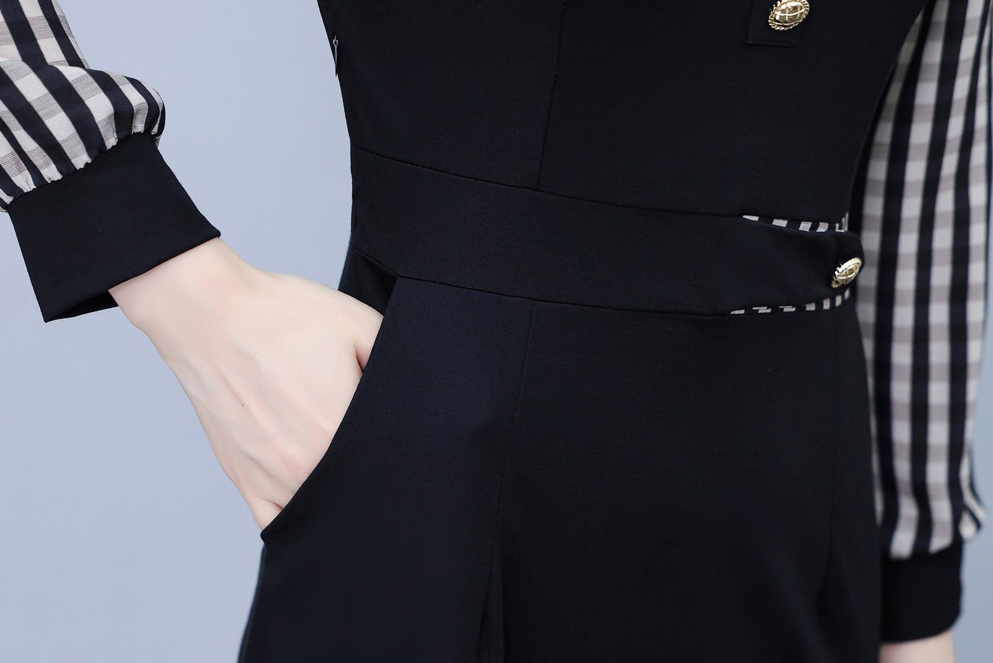 Women's V-Neck with Pockets Long Sleeve Black Dress