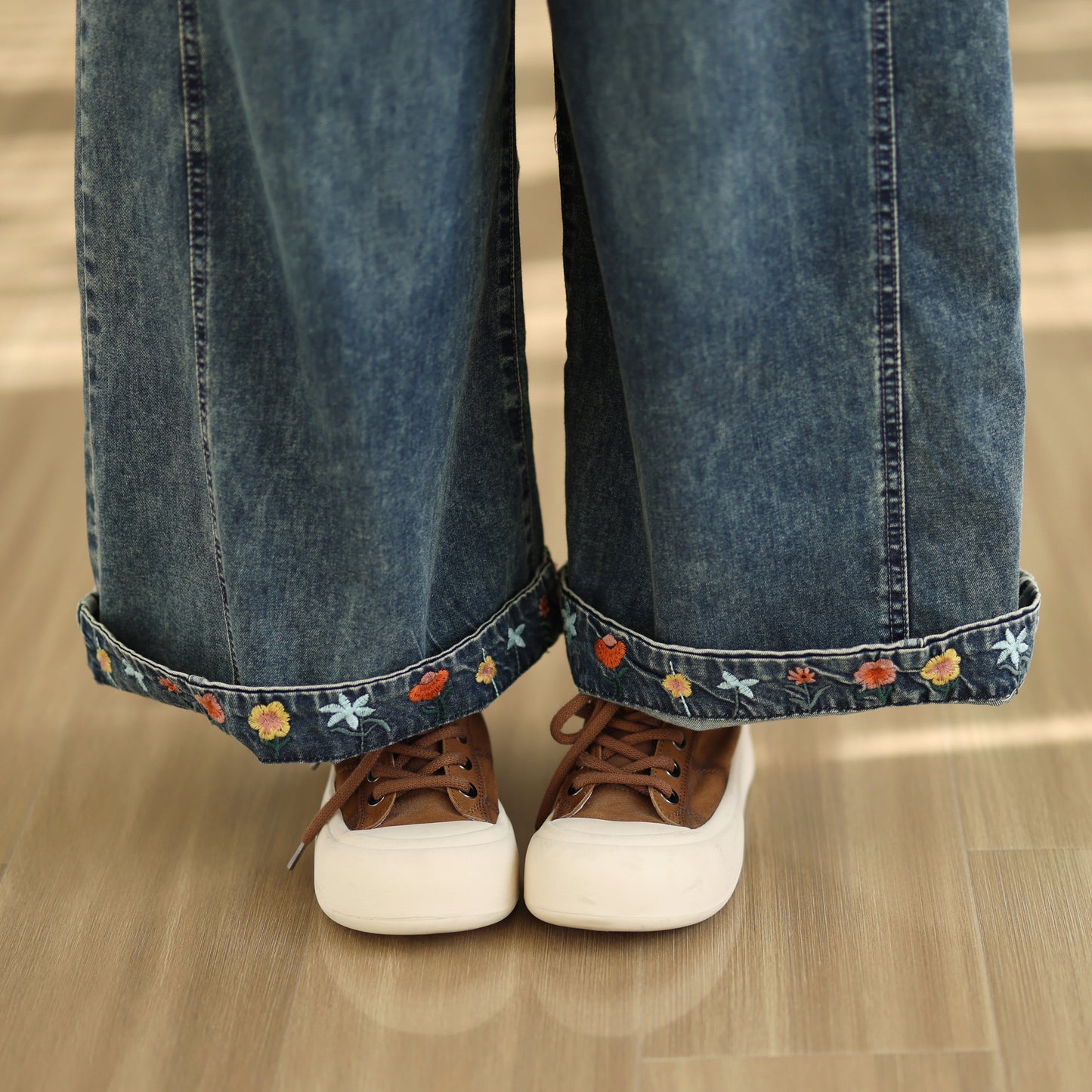 26-Women's Denim Wide Leg Baggy Elastic Waist  Jeans