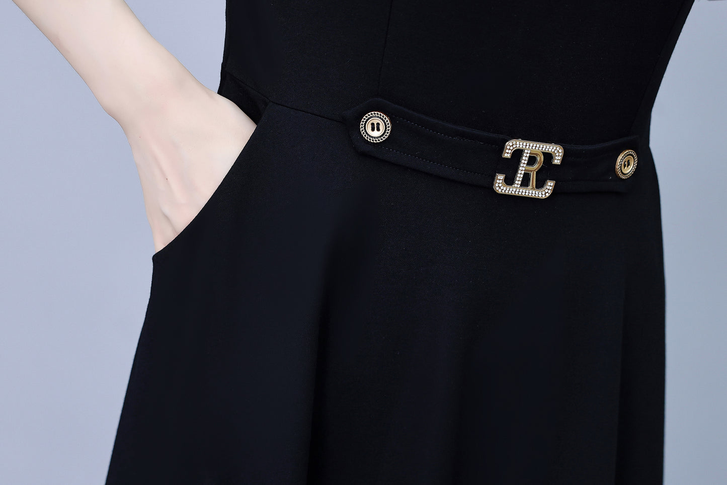 Women's Tie V-Neck Short Sleeve Pocket Midi Dress