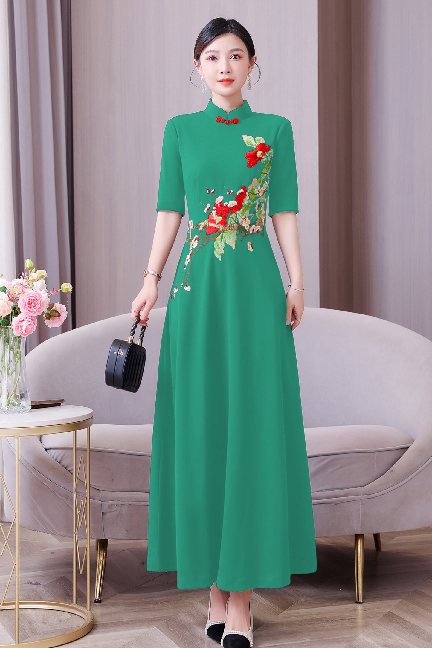 Women's Classic Embroidered Cheongsam Maxi Dress