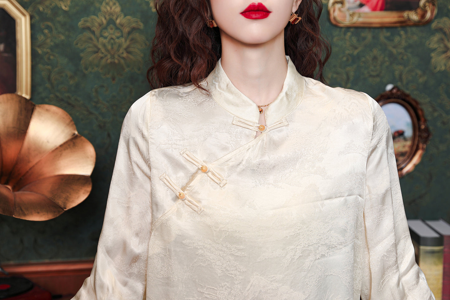 Women's Embroidery Elegant Jacquard Blouses - LAI MENG FIVE CATS