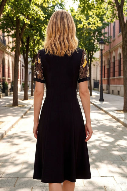 Women's Tie V-Neck Short Sleeve Pocket Midi Dress