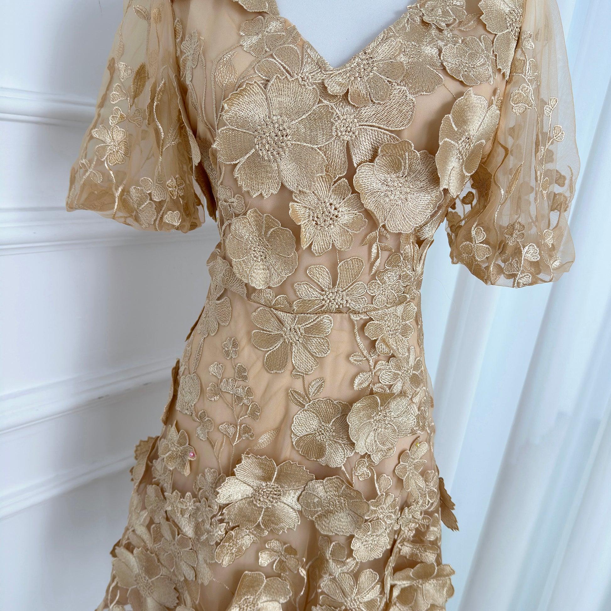 Light Khaki Floral Embroidered Mini Dress in Quiet Luxury Style - LAI MENG FIVE CATS