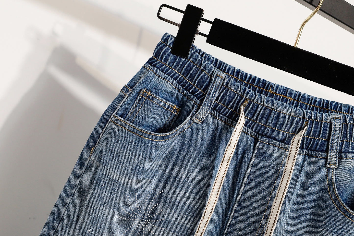 26-Women's Jeans Elastic Waist Baggy Wide Leg Denim