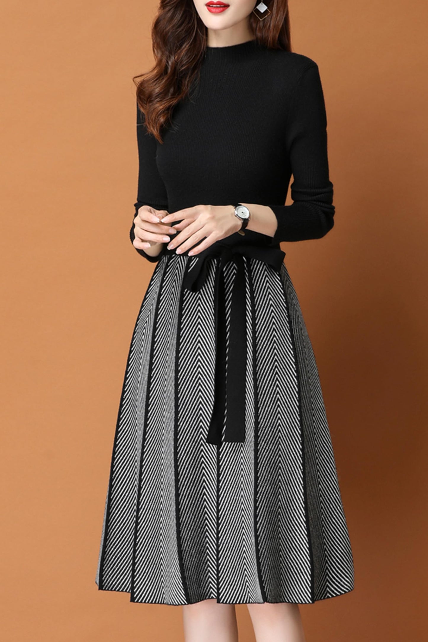 Elegant Knit Pullover Midi Dress