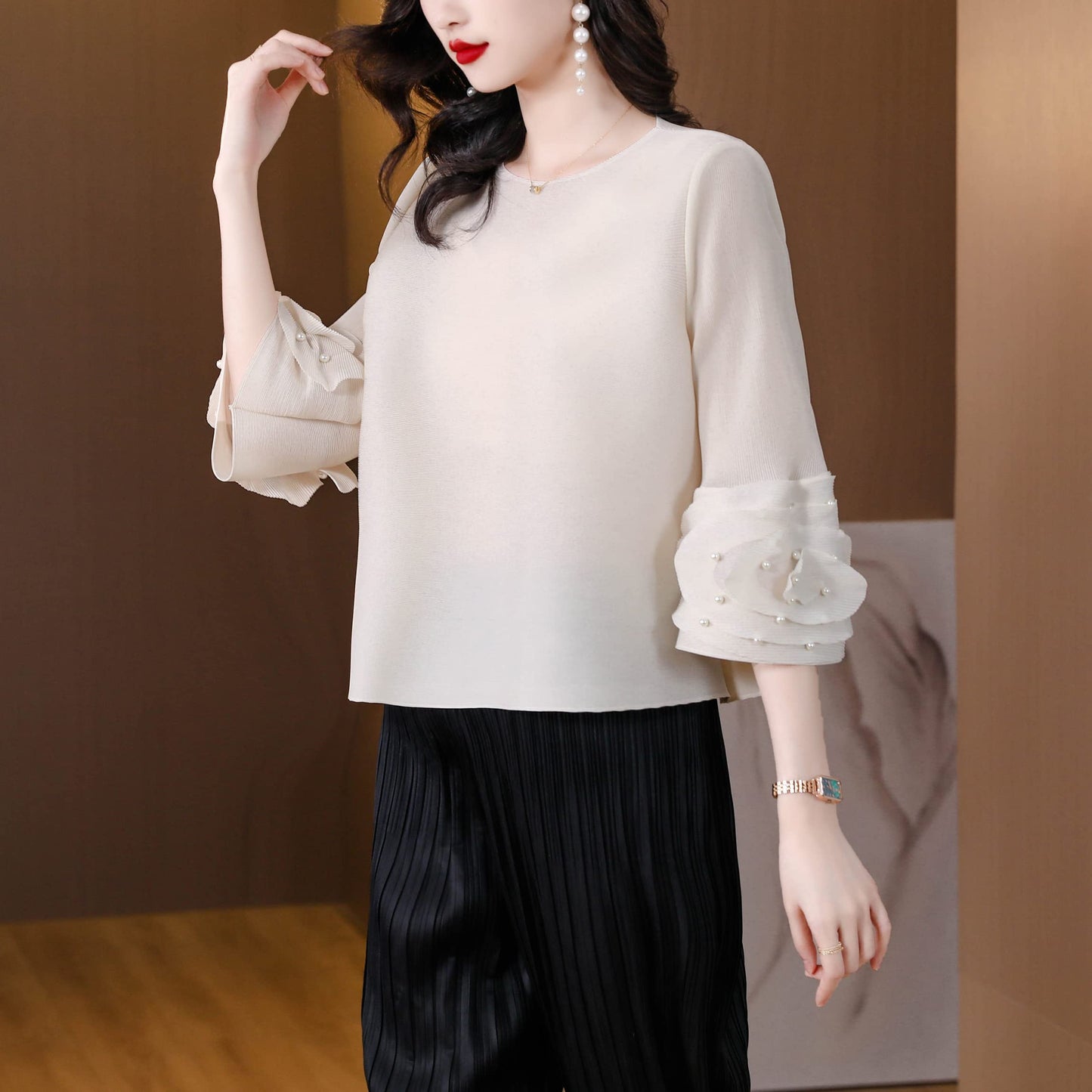 Pearls Beaded Ruffled Sleeve Elastic Blouse