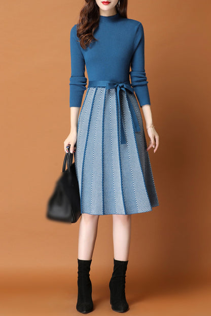 Elegant Knit Pullover Midi Dress