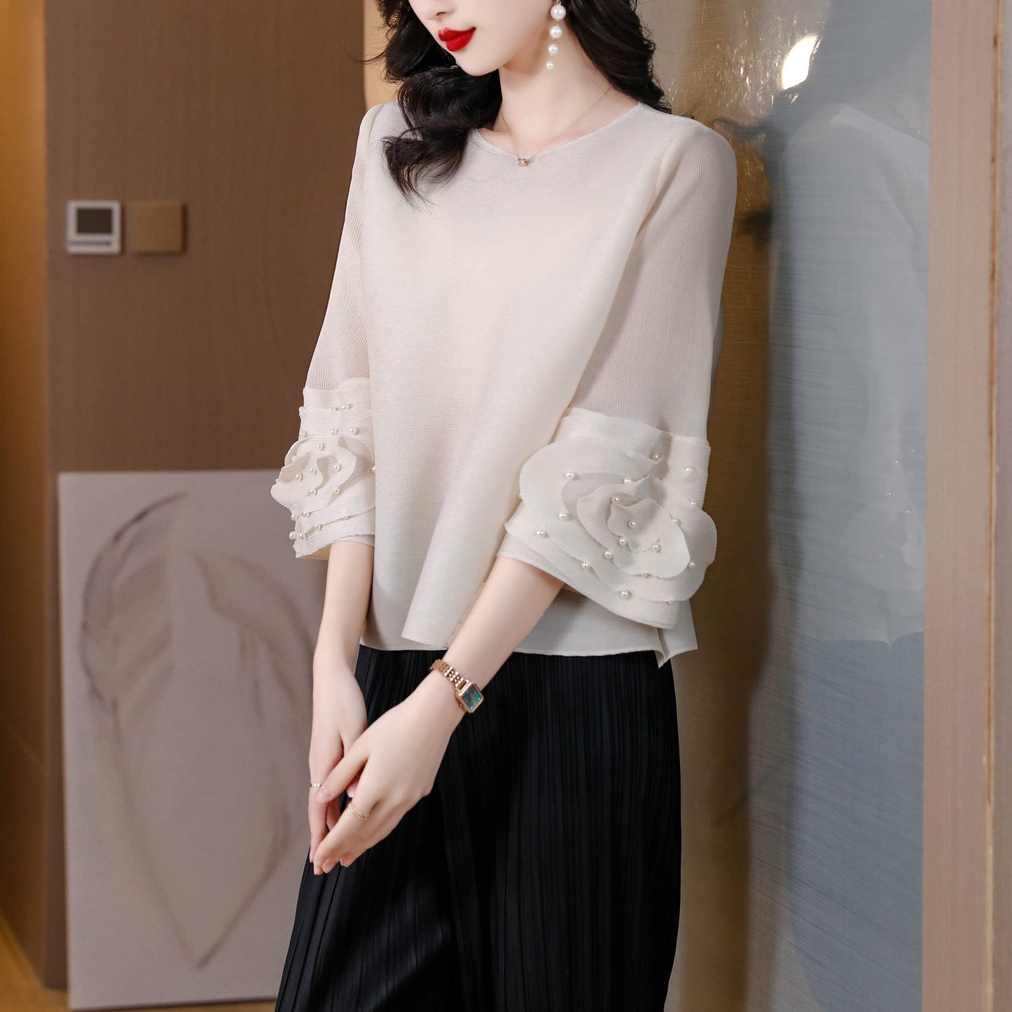 Pearls Beaded Ruffled Sleeve Elastic Blouse