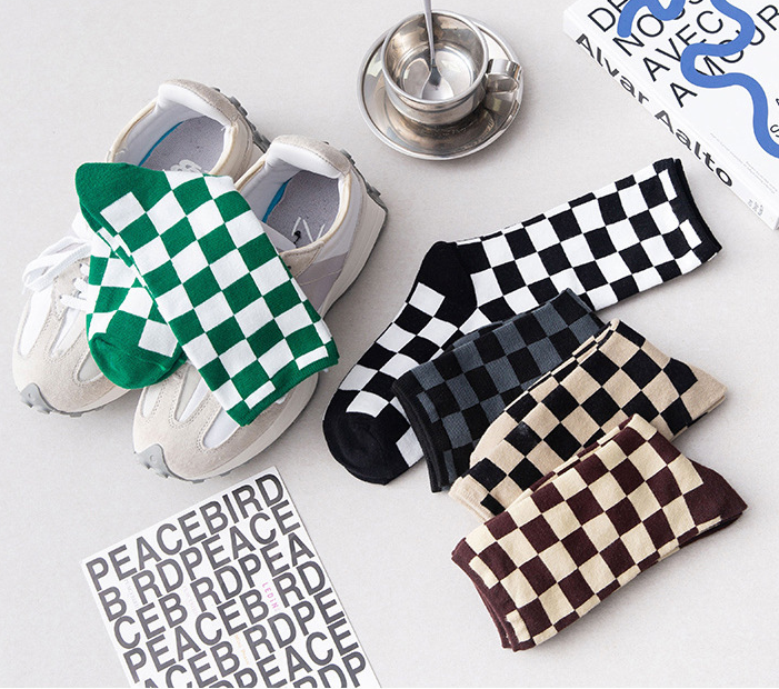 Checkerboard pattern Cotton Socks (a set of five pairs) - LAI MENG FIVE CATS