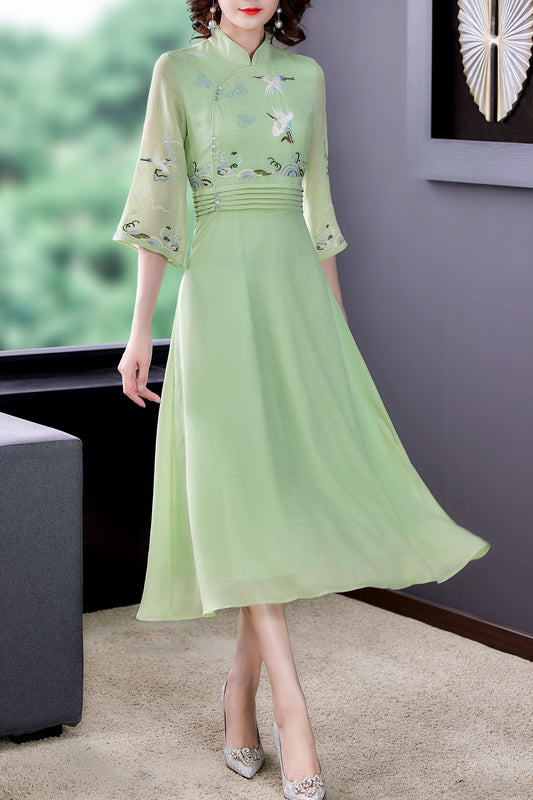 High Neck 1/2 Sleeves Embroidery Midi Dress