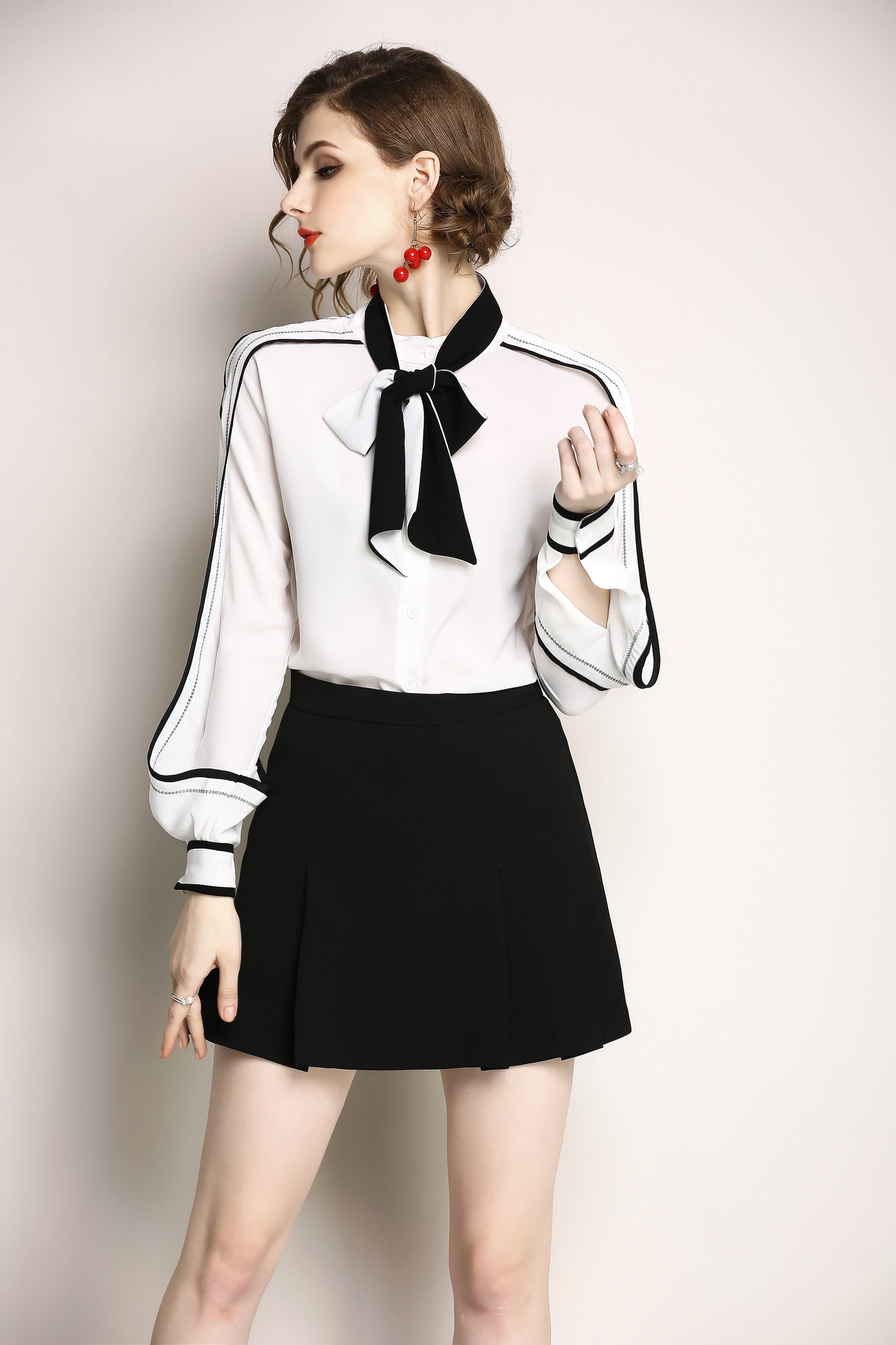 Elegant Long Sleeve Button-Up Blouse With Bow Tie - LAI MENG FIVE CATS