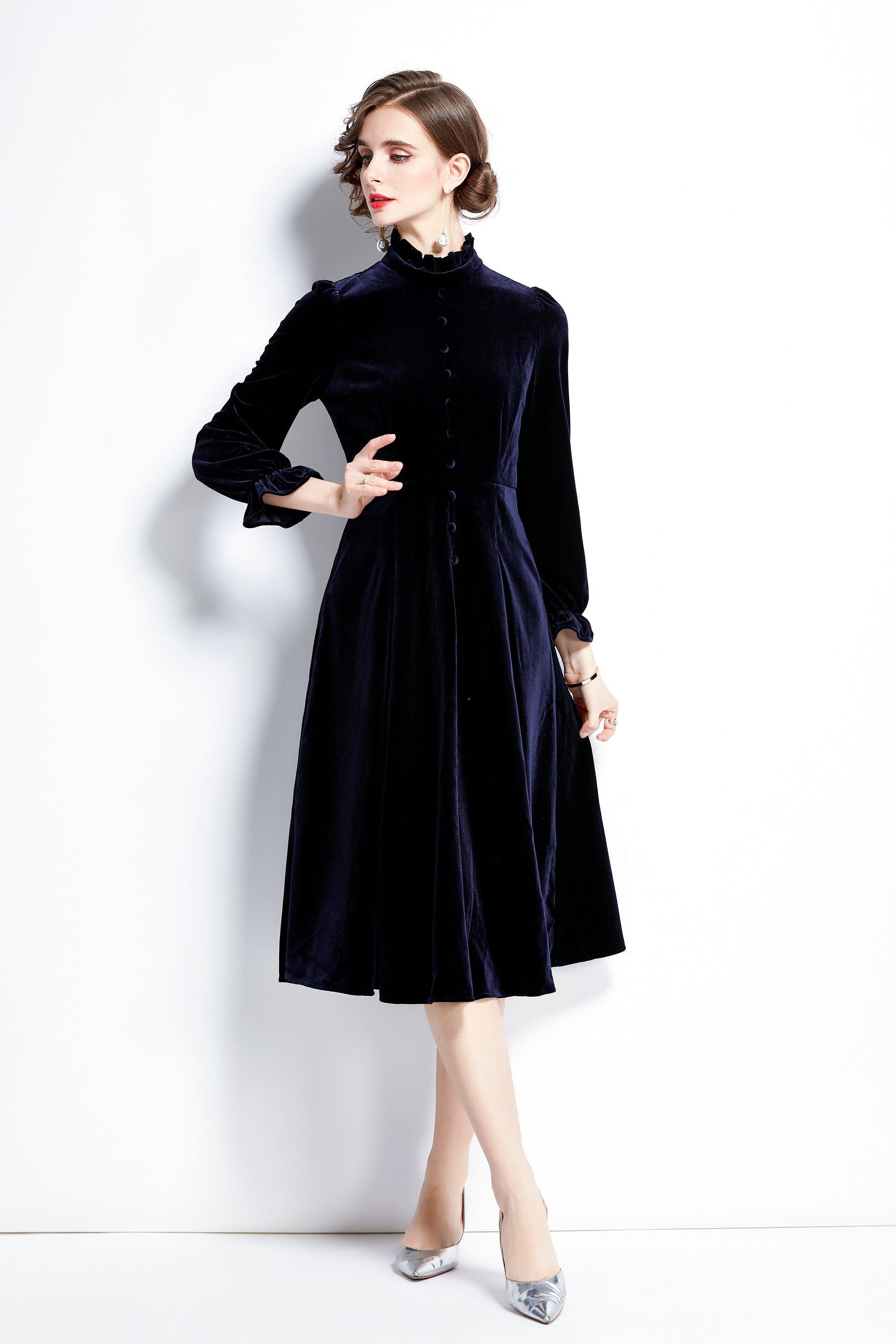 Oscar De La Renta Velvet Dress Coat — Sir Milky Quartz