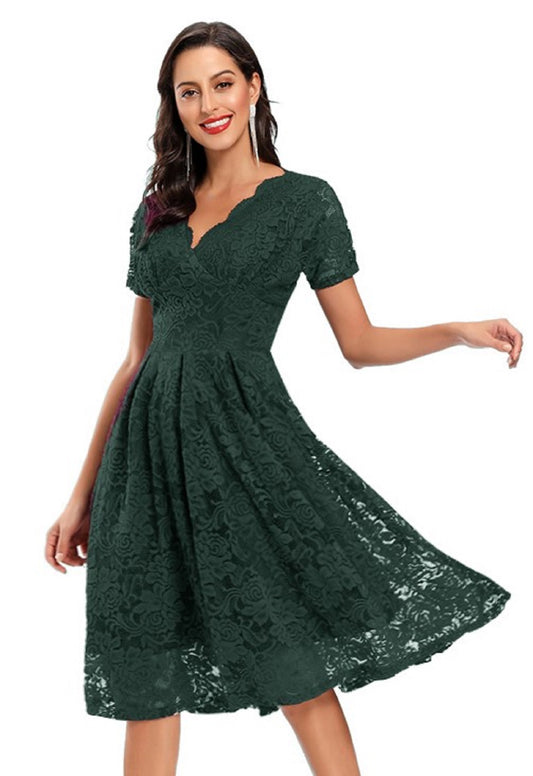 Green A-line V-neck Short Sleeved Lace Evening Dress