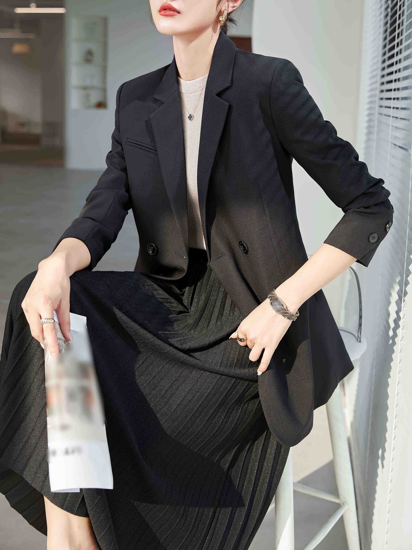 Black Double Breasted Long Sleeves Solid Blazer