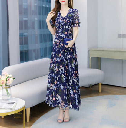 Blue ＆ White Floral Pattern V-Neck Max Print Dress