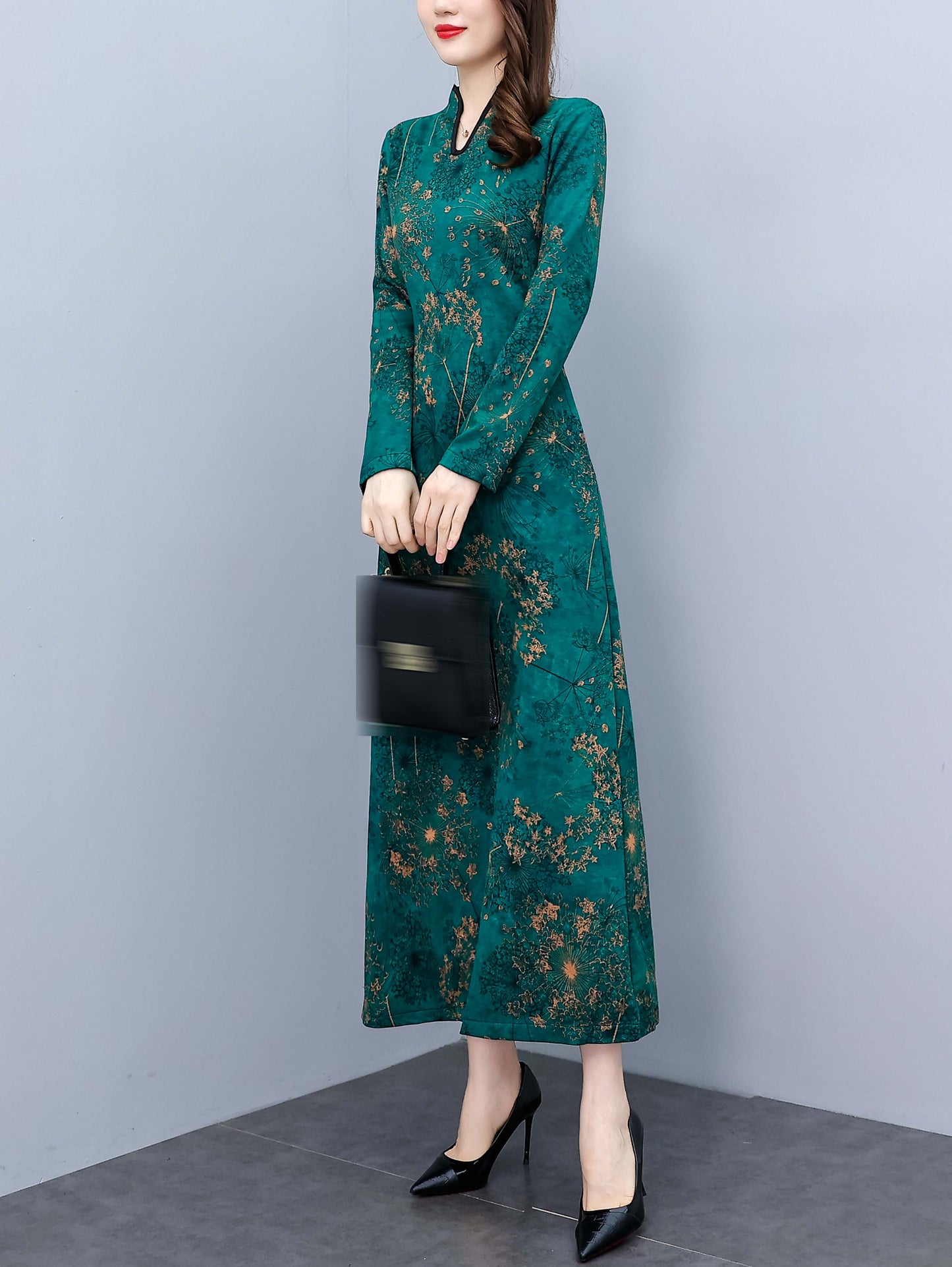 Green V Neck Long Sleeves Floral Print with Pocket Maxi Dress