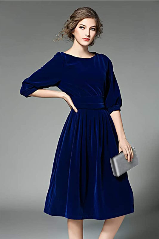Women Blue Velvet Round Neck Long Sleeved Dress
