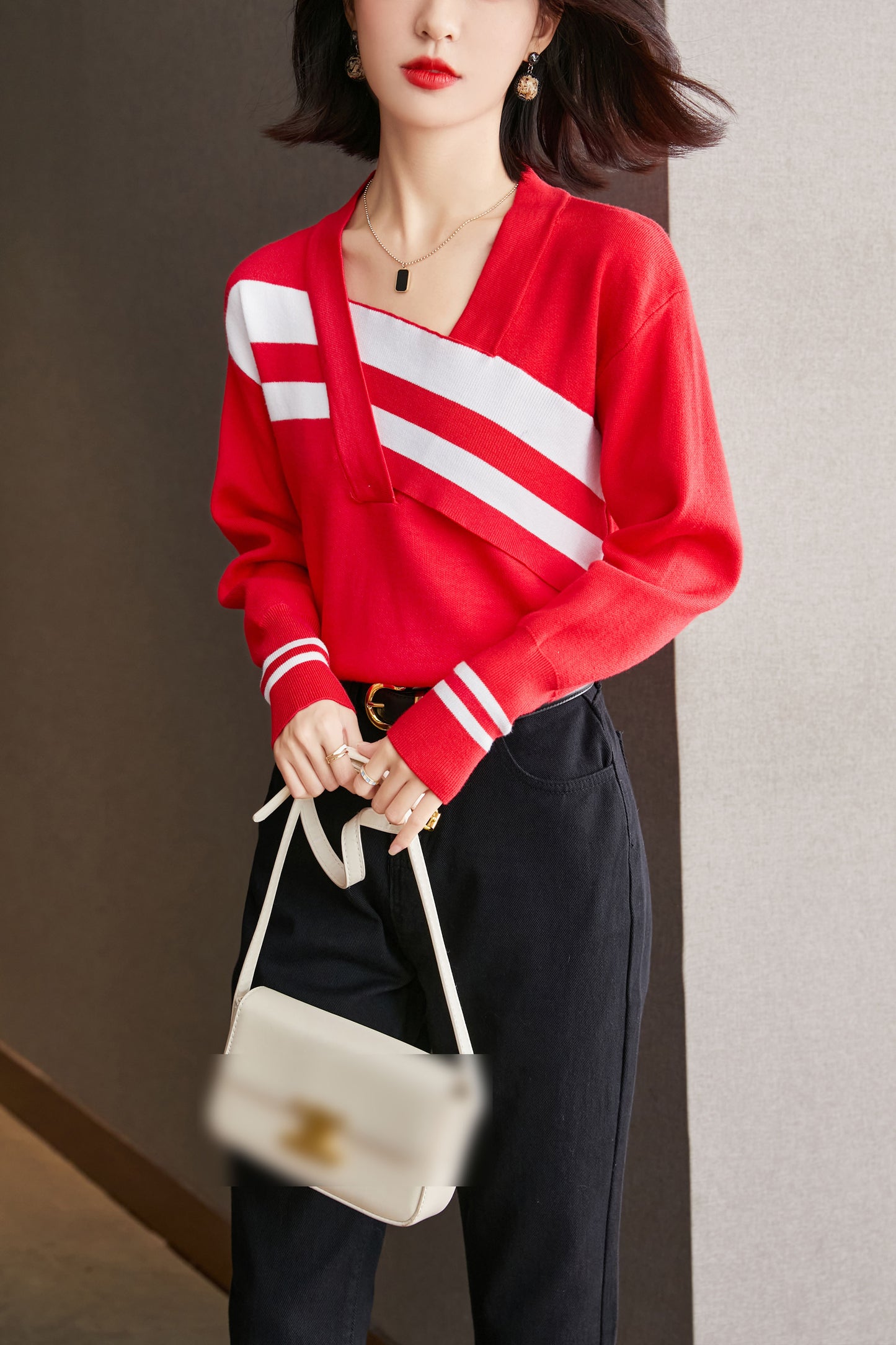 Red Knit Stripe V neckline Pullover T-Shirt