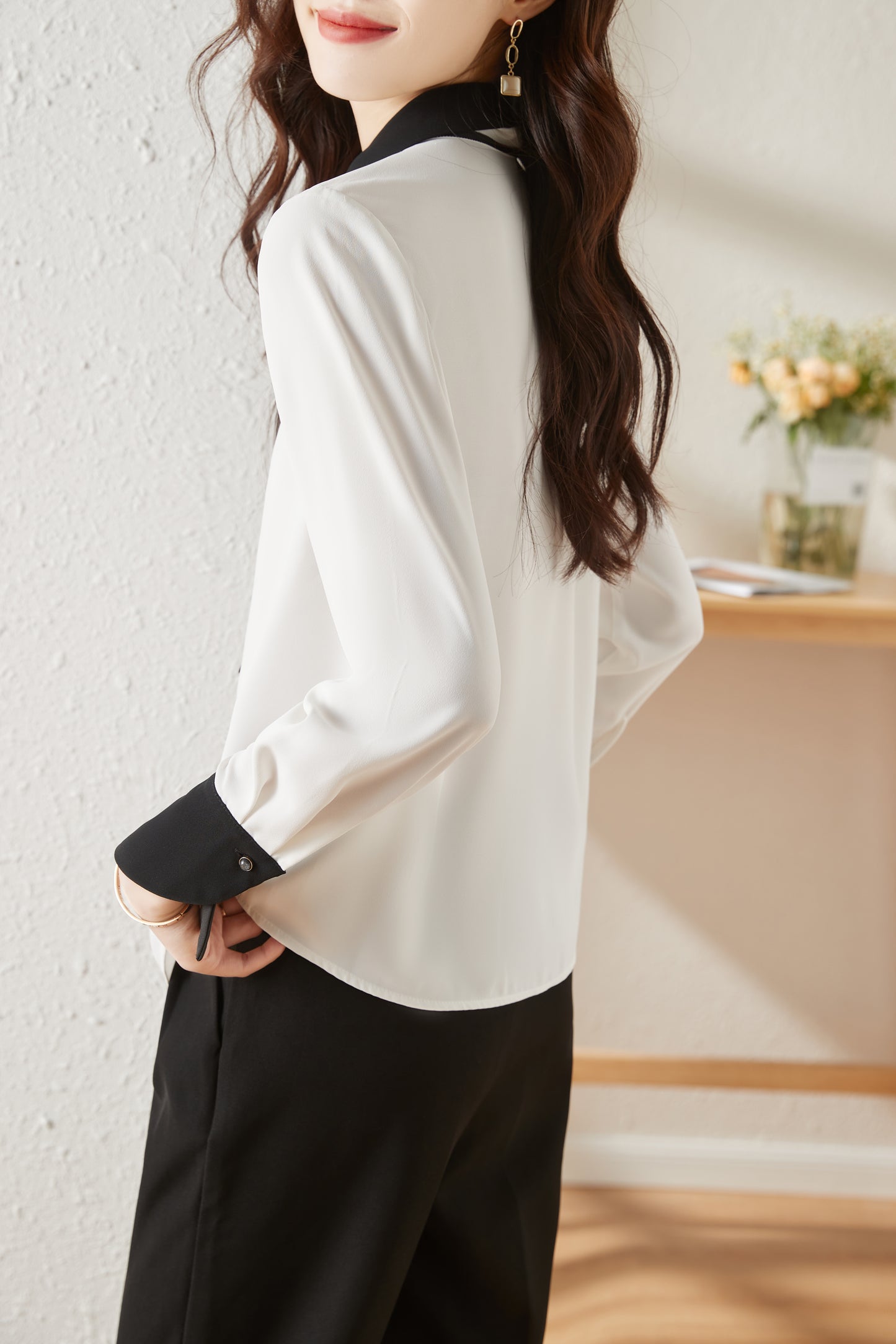 Tie Neck Long Sleeve Button up Solid Blouse