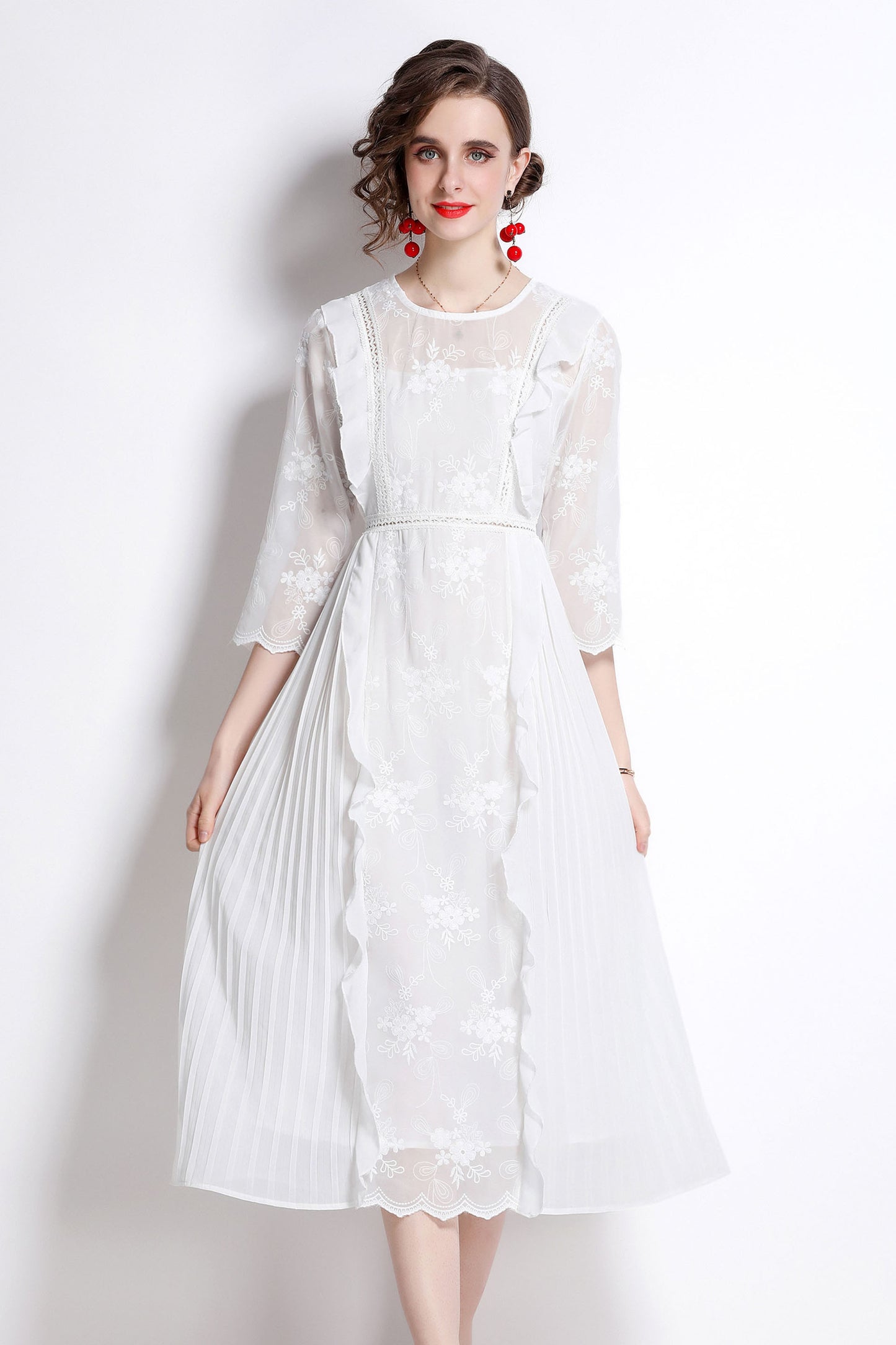 White Round Neck 3/4 Sleeve Lace Midi Dress